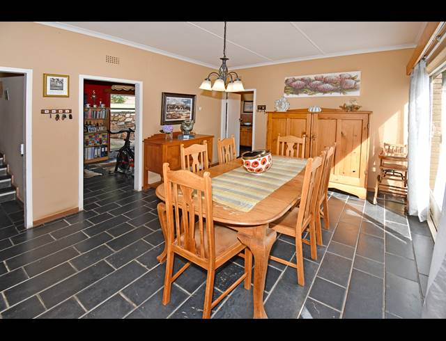 3 BEDROOM HOUSE FOR SALE IN QUELLERINA